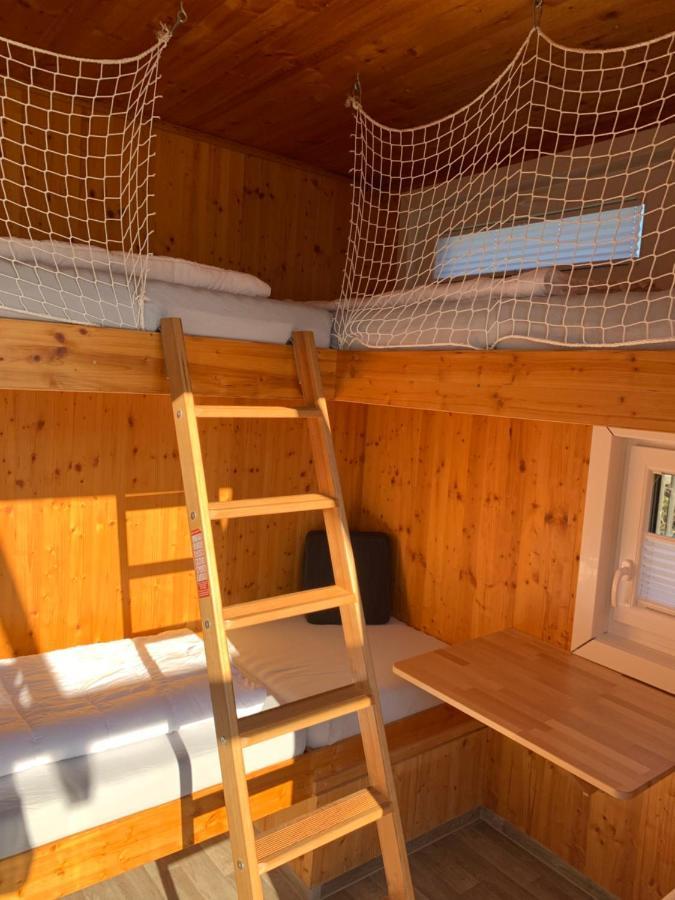 Tiny House Lodge Dresden Ngoại thất bức ảnh